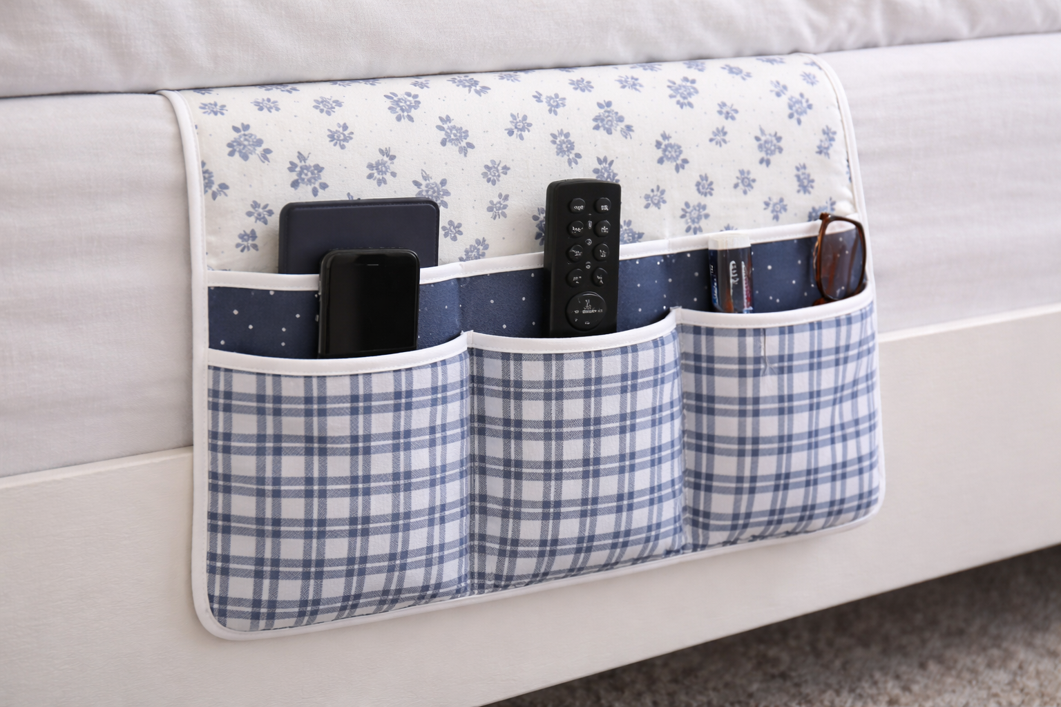 Be Still XL Bedside Pocket (Ps. 46:10)